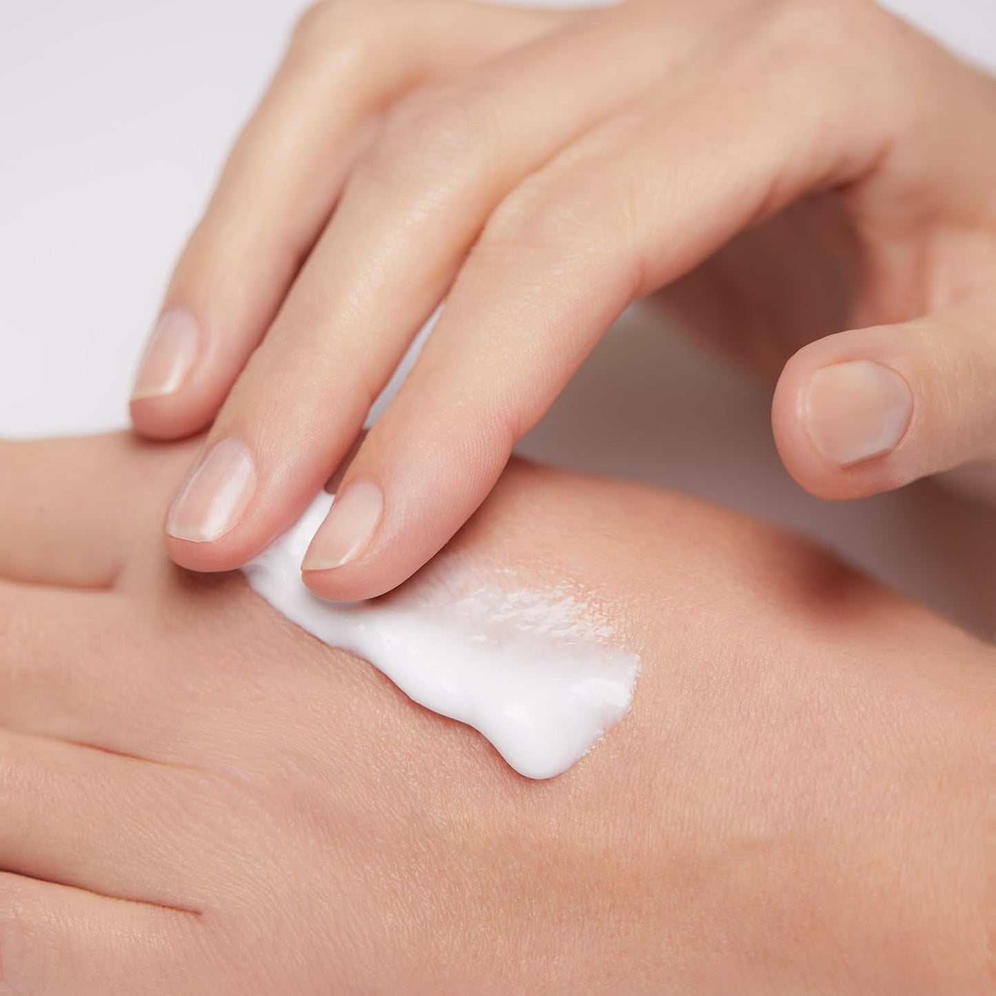 Blue Lagoon Skincare Mineral Moisturizing Cream – Psoriasis Cream & Psoriasis Treatment for Skin – Hydrates Dry Skin, Lightweight, Fragrance-Free, 500ML