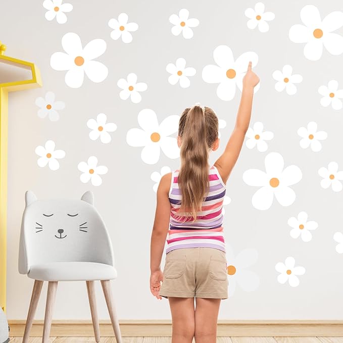12 Sheets Daisy Wall Decals, Classic White Daisy Flowers Wall Stickers, Vinyl Peel and Stick Floral Decor, Large Floral Nursery Bedroom Living Room Decor for Kids Girls Teens