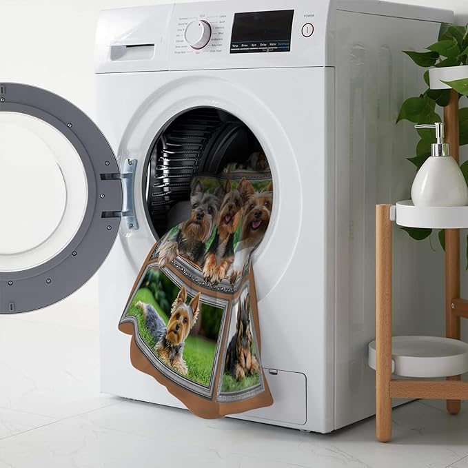 Yorkie Blanket Yorkshire Terrier Decor Throw Blanket Super Soft Flannel Lightweight Fluffy Plush Fuzzy Fleece Dog Blanket Gifts for Dog Lover Woman Girl Kids Boys for Bed Sofa Bedding 40"X50"