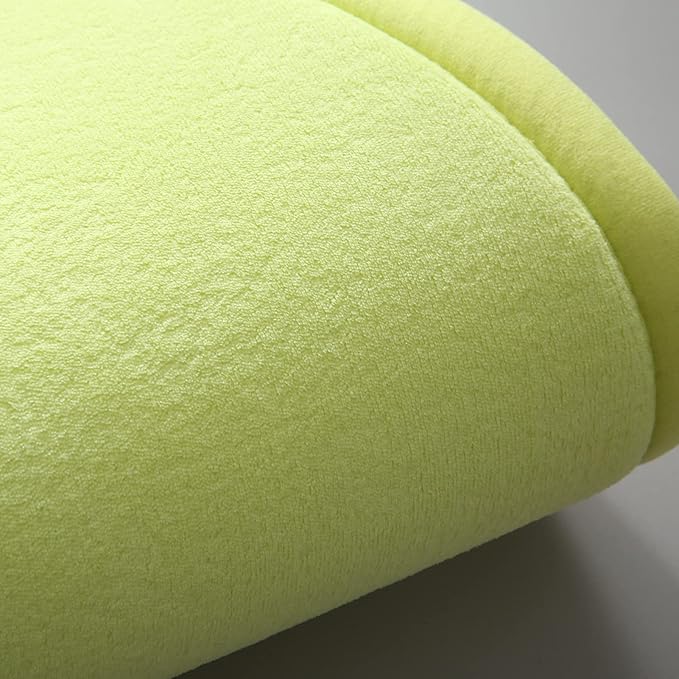 Loartee Thick Kids Round Rug - Coral Velvet Area Rugs, Memory Foam Circular Carpet for Nursery Playroom Home Decor Dormitory, Diameter 71 inch, Apple Green