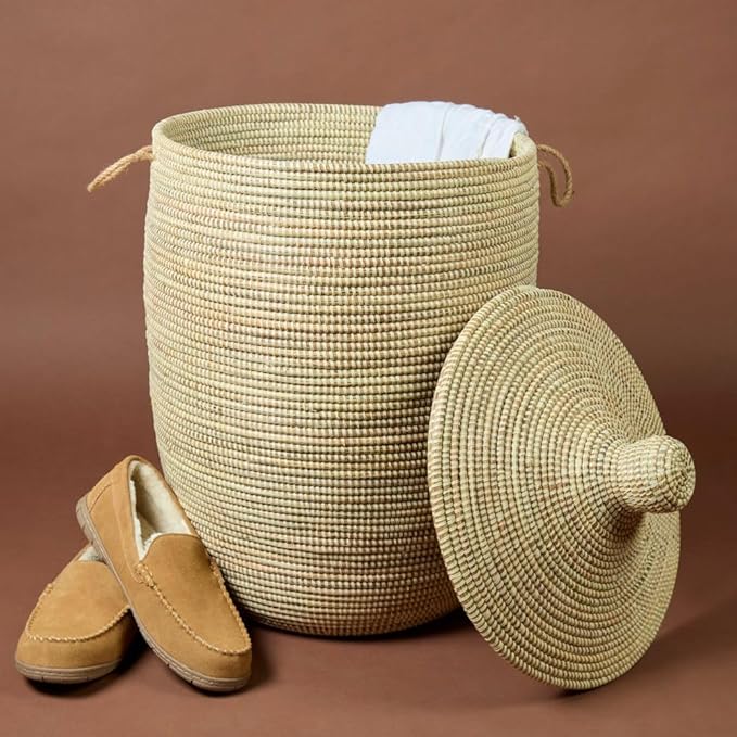 Tall Large Decorative Wicker Storage Basket with Lid, Laundry Hamper, Blanket Storage, Toys Bin, Clothes Holder, Boho Style (Beige)